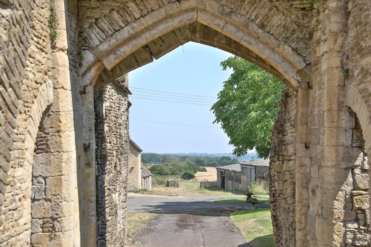 The Bothy Beverston Castle Tetbury Exteriér fotografie